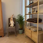 Huyze Elise Free Parking 民宿 *