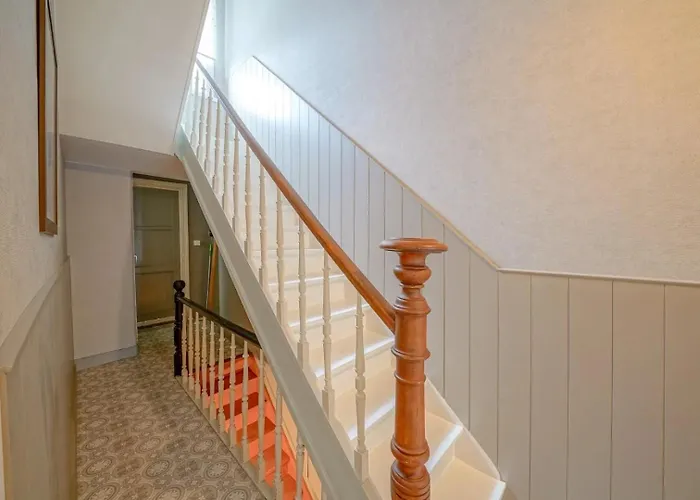 Privatunterkunft Huyze Elise Free Parking *