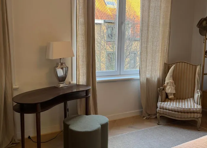 Huyze Elise Free Parking Ostend